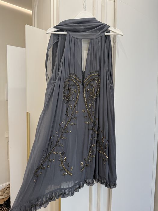 Продам очень красивое платье Zara