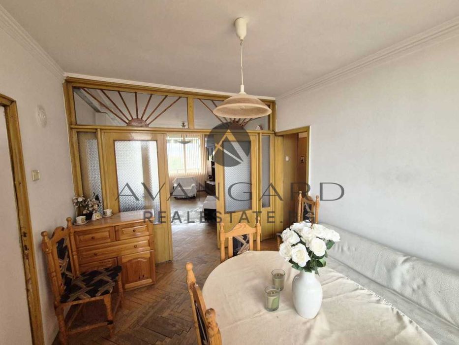 оф.24258 Четиристаен обзаведен/ Камела