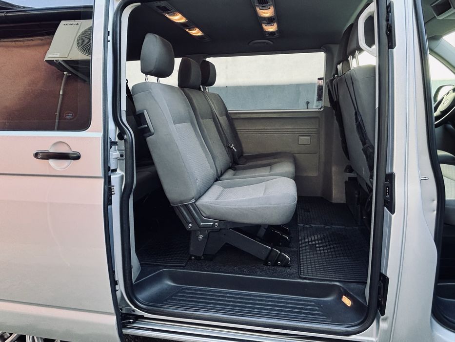 Volkswagen Caravelle 2015