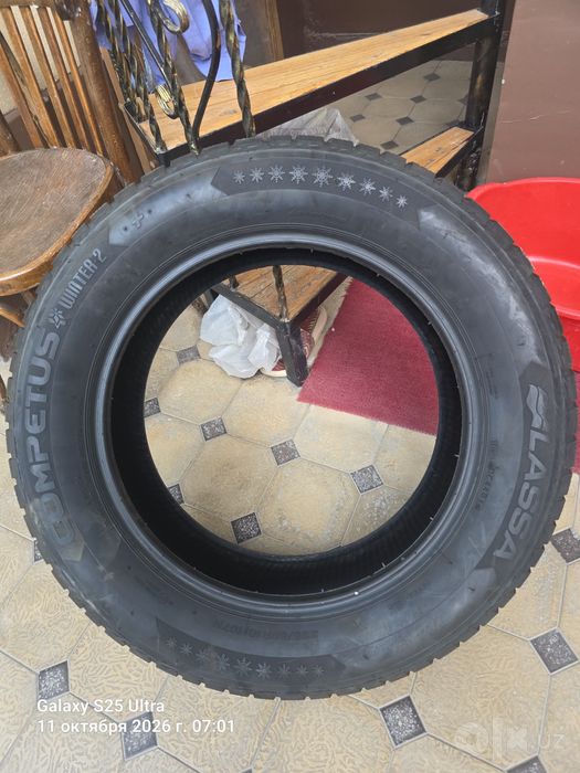 Lassa zimniy balon 235/60/18