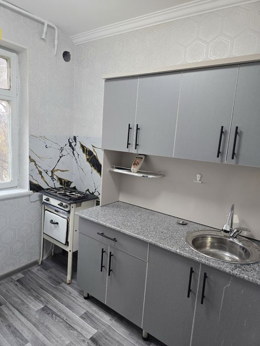 Продается 1 ком. Квартира площадью 30 кв.м. В Микрорайоне