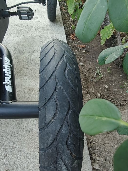 Kart cu pedale BERG Buddy, negru mat, pentru copii de la 3 la 8 ani