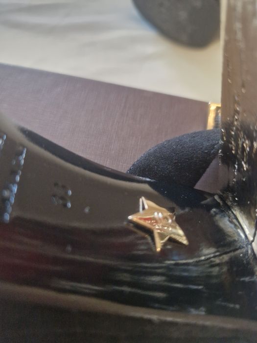Продам босоножки FABIANI