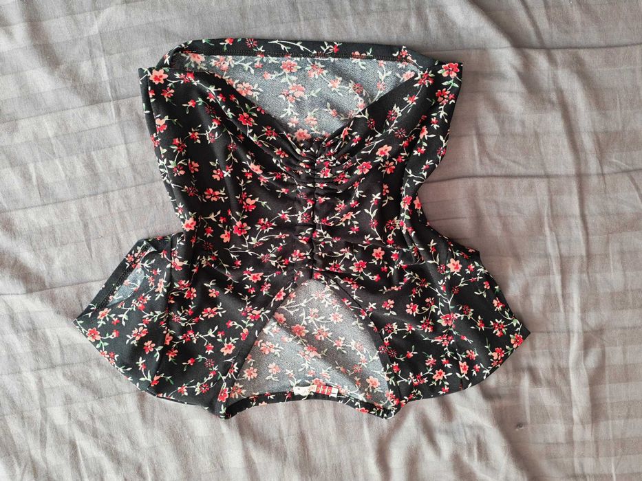 Флорална блуза - M