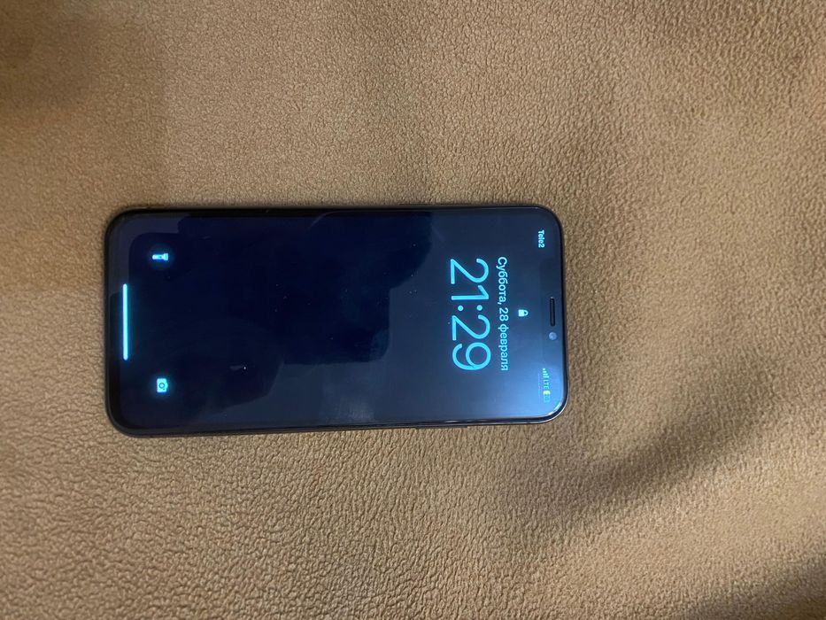 Айфон х 64gb продается срочно