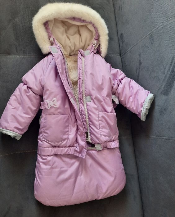 Продам комбинезон  2в1 зимний.