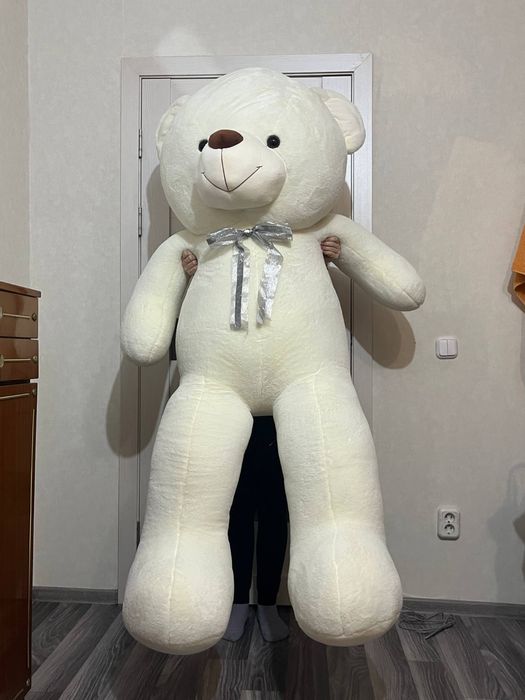 Продам плюшевого медведя