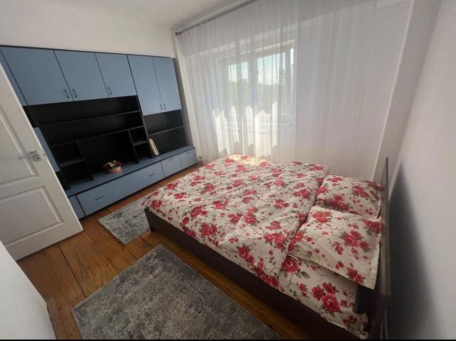 Inchiriez apartament 2 camere, Turda-zona centrala