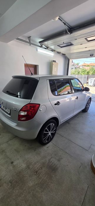 SKODA Fabia 2010 — imagine 5