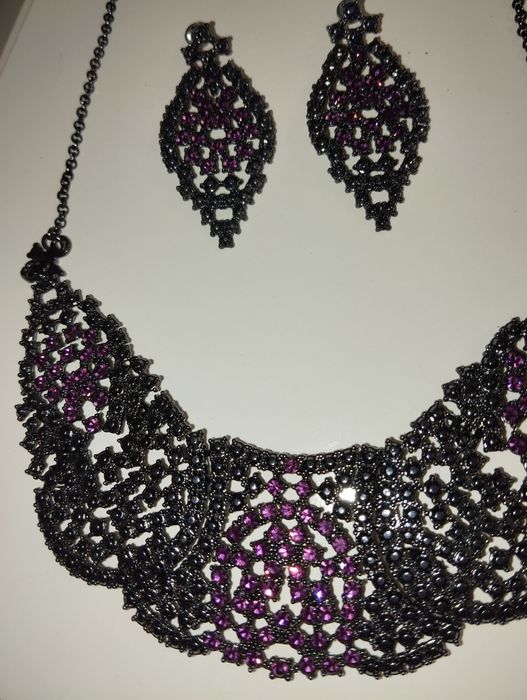 Кулоны на цепочке