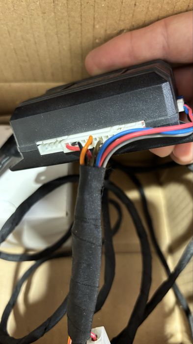 Alarma pe cheia masinii Viper 3903V