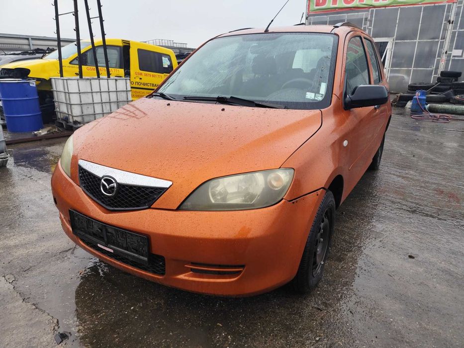 Mazda 2 1.2 - 75к.с  - 2003г. на части