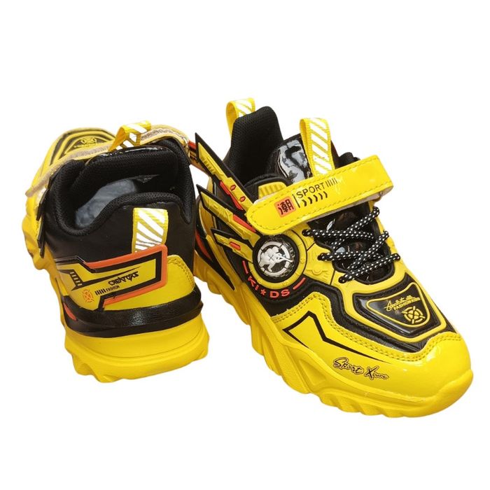 Livrare GRATUITA pana pe 24.12.2023   80lei perechea,Adidas băieți gal