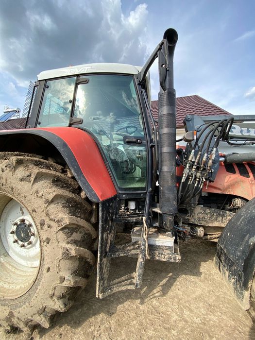 Tractor Steyr CVT 150 Case cu încărcător frontal