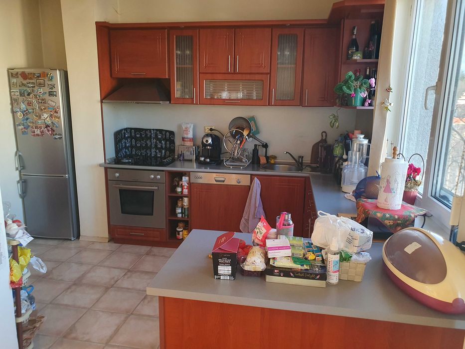 4ст+кухня,монолит,120кв.м.,ет.5,след осн.ремонт,Болницата