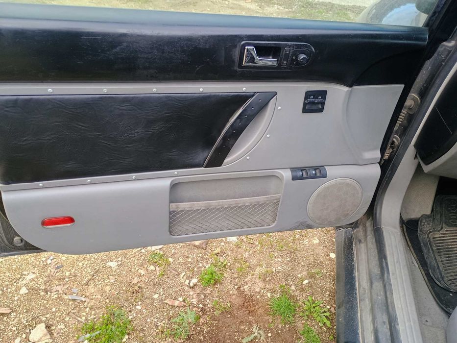 Продавам VW Beetle на части