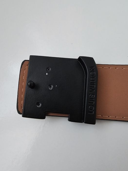 Curea Louis Vuitton