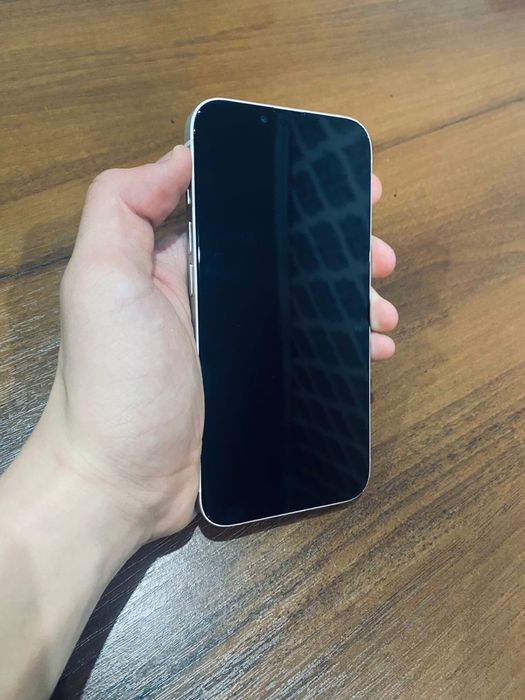 Айфон 13 сатылады