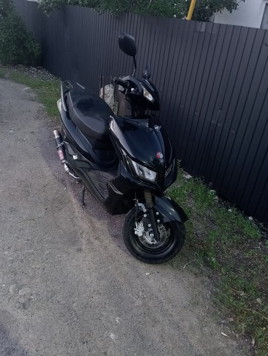 Скутер/мопед продам м8