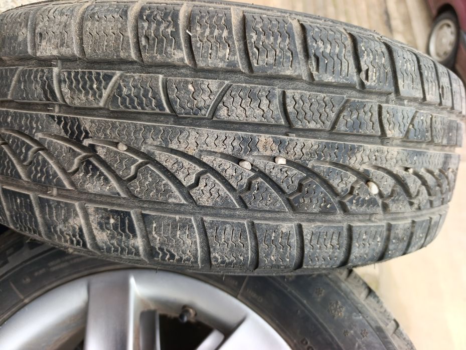 Зимни гуми с джанти 5/100/15 и гуми с размер 195/65/15