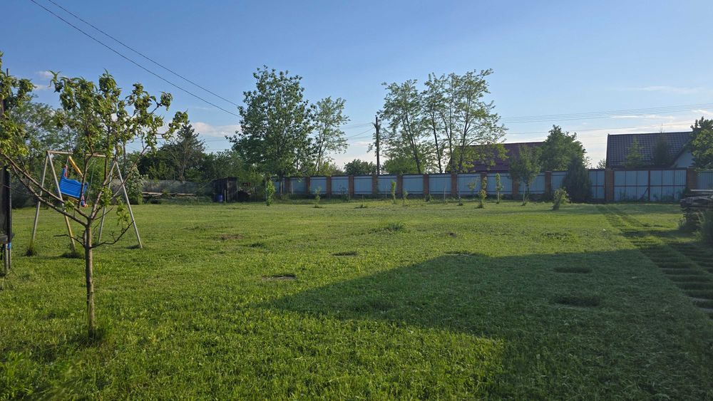 Teren, casa si anexa