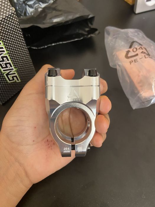 Moma m-701 (trek, giant, merida, scott, cube)