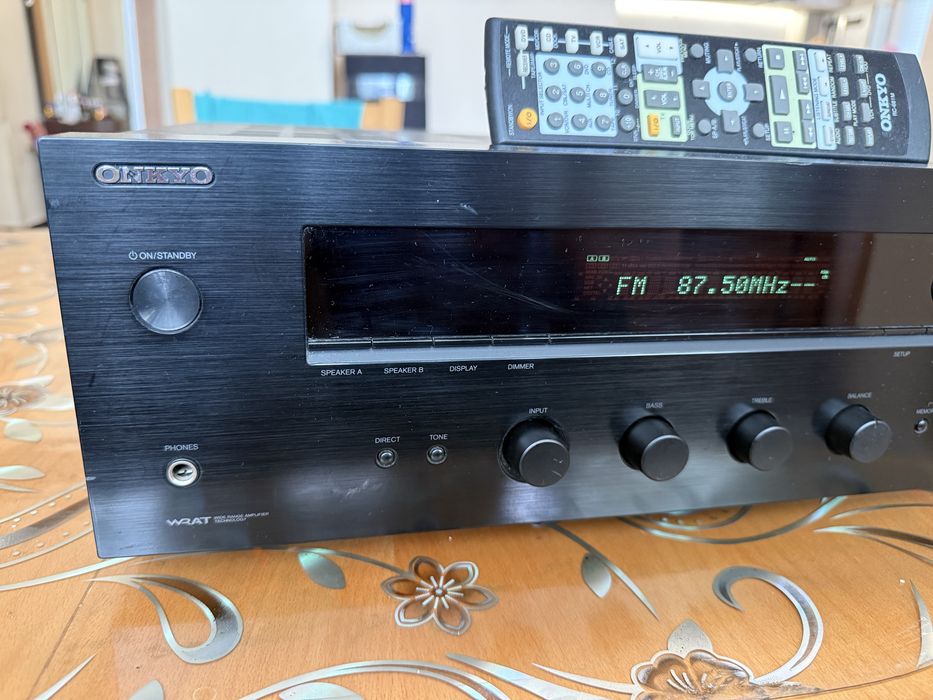 Onkyo TX/8020 Стерео ресивър DAC