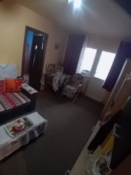 Apartament de închiriat