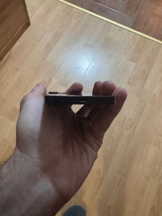 iPhone 12 mini 64GB Black + оригинален кожен калъф и картхолдер