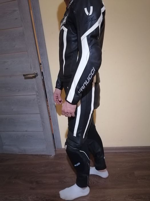 Costum moto Vanucci Nr 52