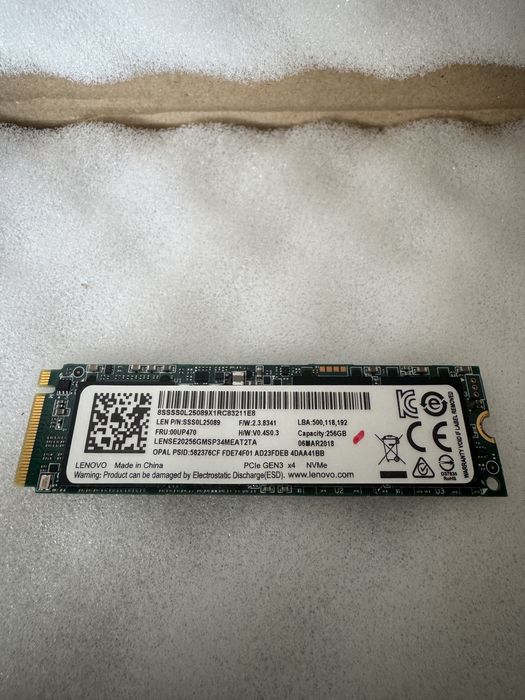 SSD NVMe Lenovo 256GB M.2 2280 PCIe Gen3 x4 – FRU 00UP470