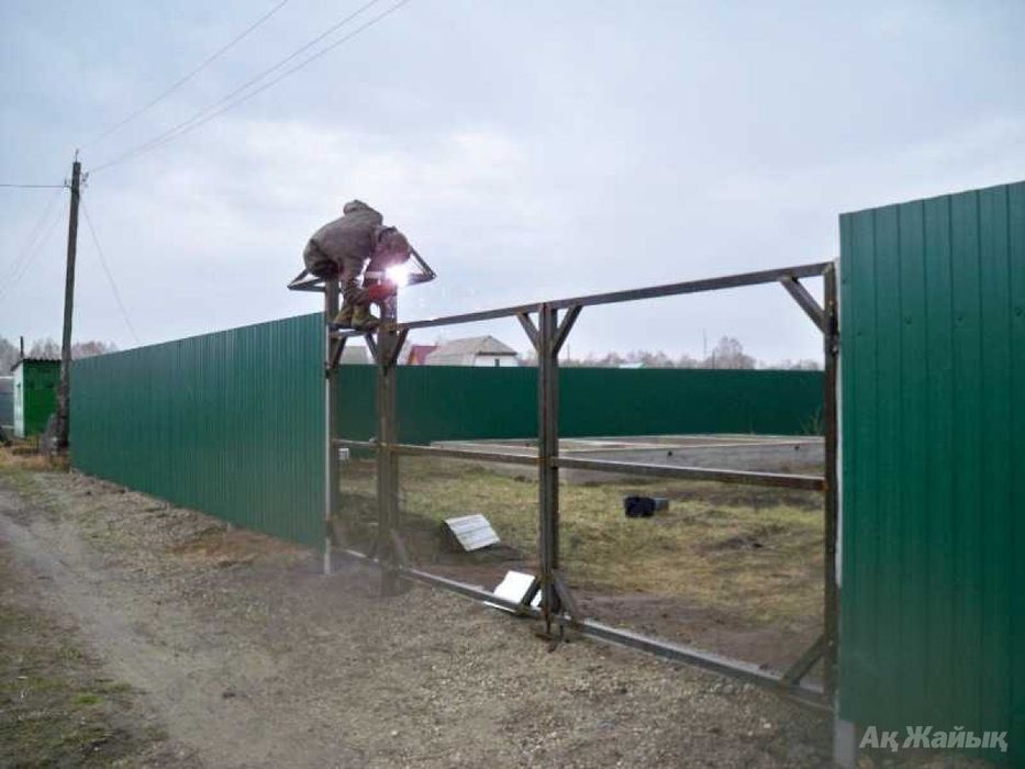 Заборы, скамейки, столы, металлоконструкции