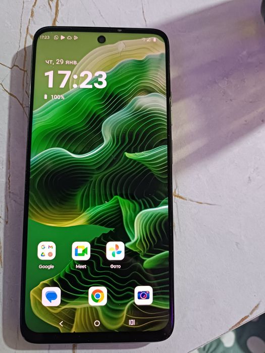 Продам телефон Моторола