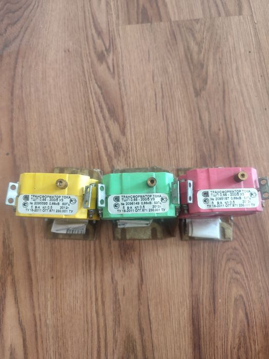 Продам трансформаторы тока 100/5 и 200/5