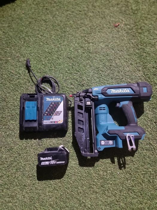 Pistol cuie makita dbn 601