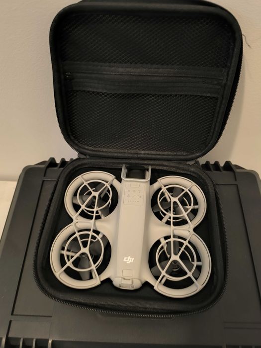 Продавам дрон DJI Neo Fly More Combo