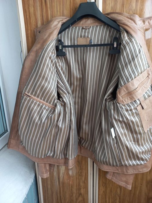 Продам куртка кожаная