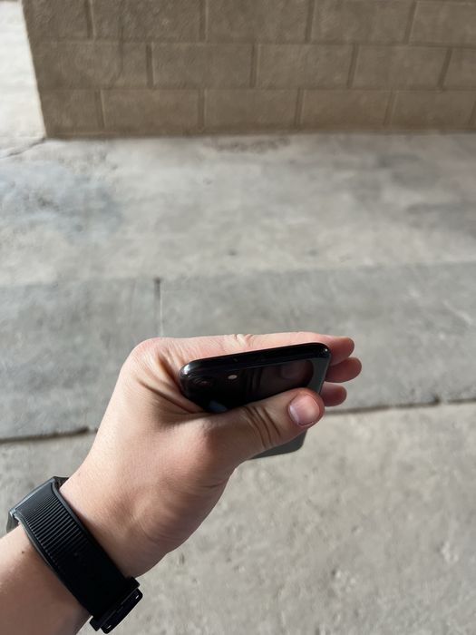 Iphone se 2020 64gb