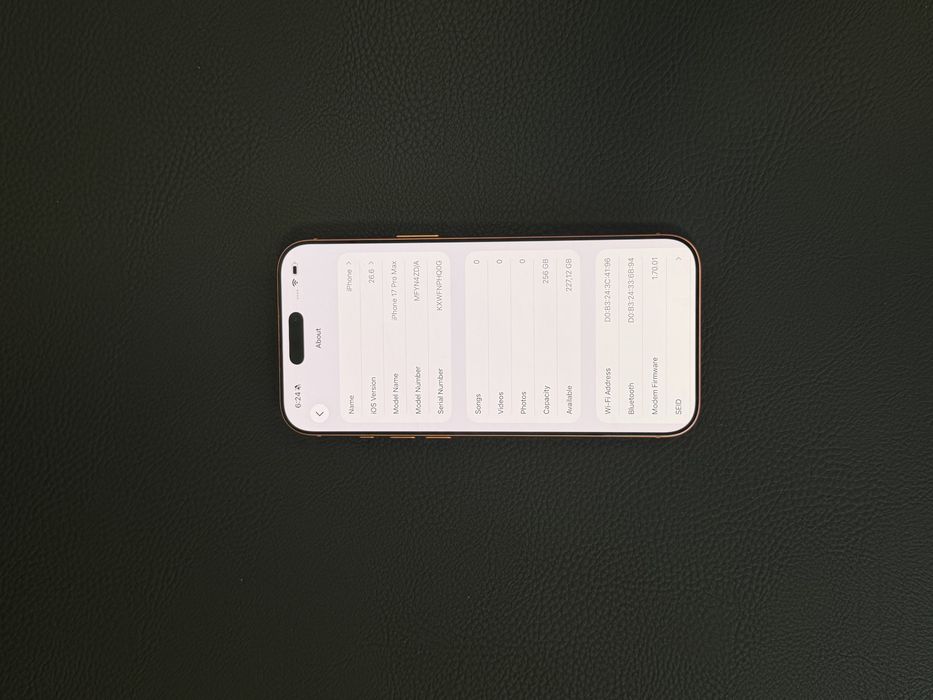 iPhone 17 PRO MAX - 100% батерия