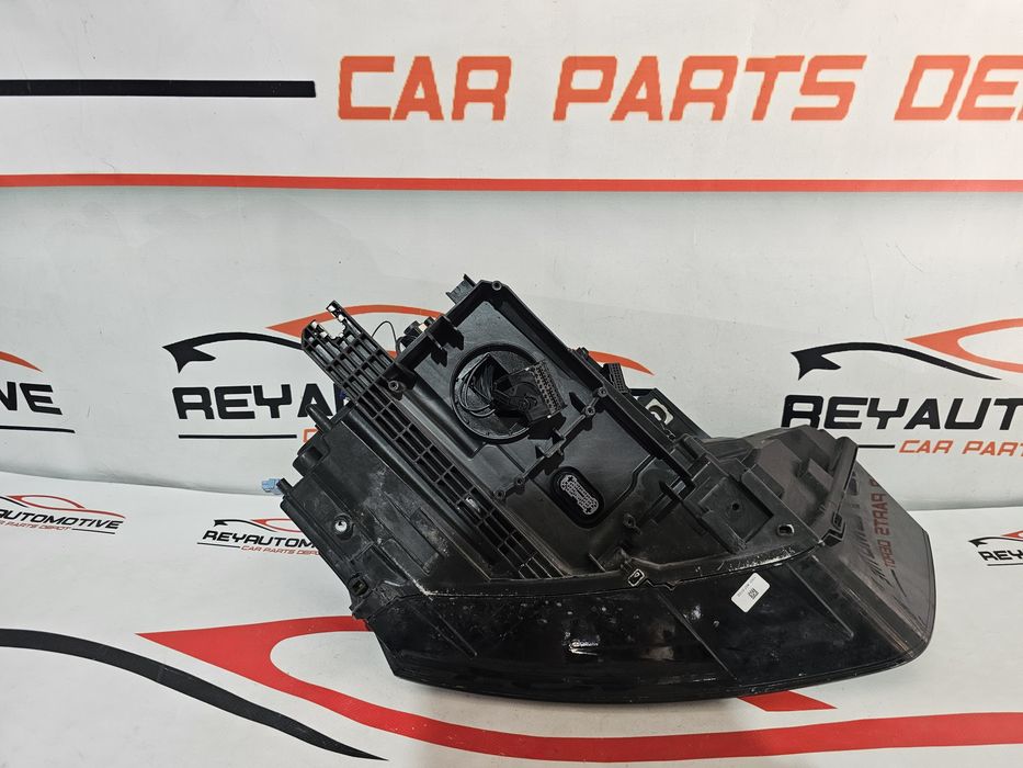 Far stanga led Audi Q3 Facelift dupa 2015 cod 8U0941033