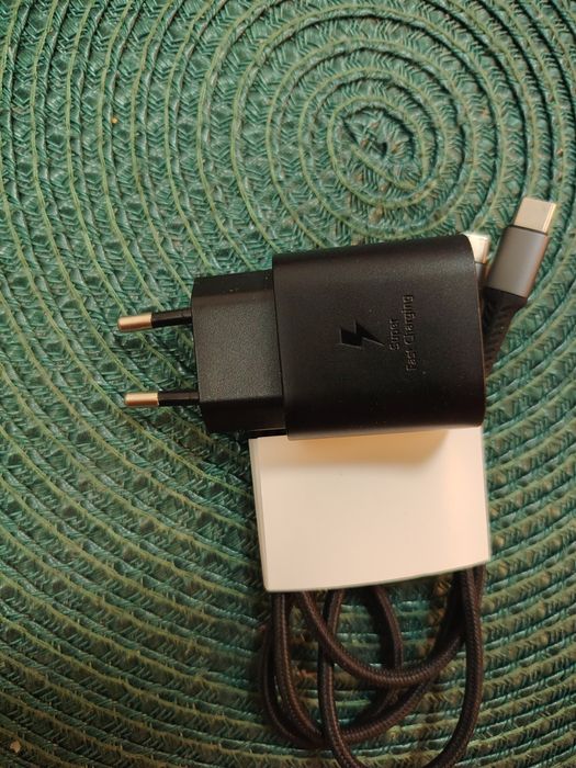 Samsung зарядно 25W super Charging