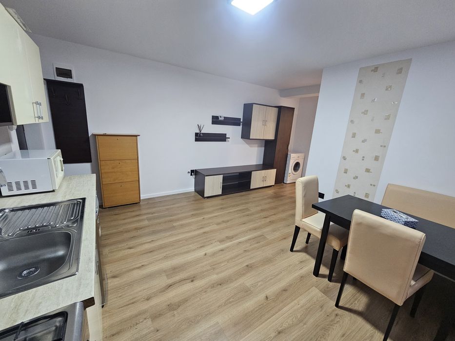 Apartament cu 2 camere Demisol  + parcare cu CF, zona Buna Ziua
