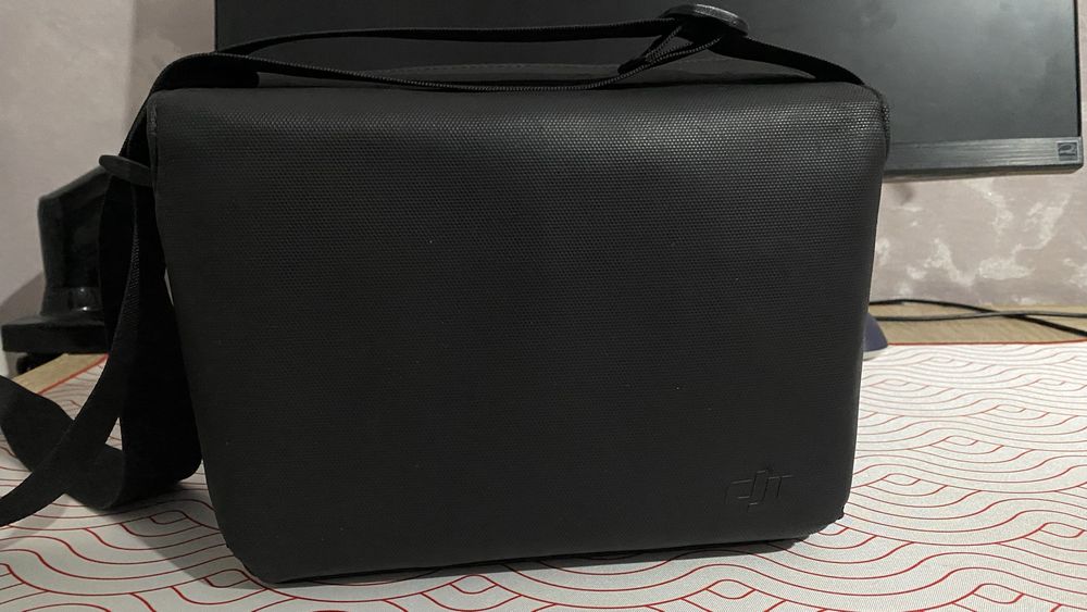 Продам дрон dji spark комбо комплект