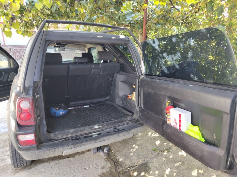Land Rover Freelander 2006 diesel, 4.043 € — imagine 5