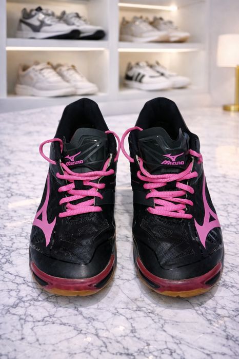 Mizuno Wave N 38,5 Топ цена