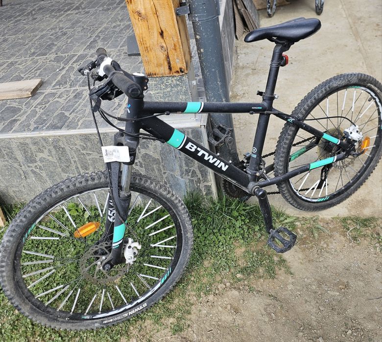 Bicicleta B'Twin mountain bike