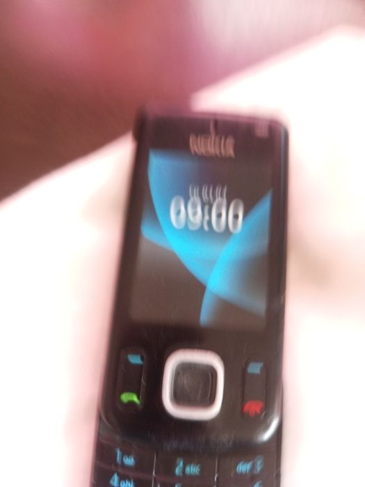 Продам Нокиа 3.2mega pixel