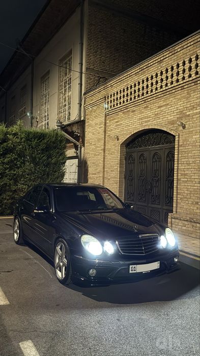 Mercedes benz W211 E55 AMG ORIGINAL!