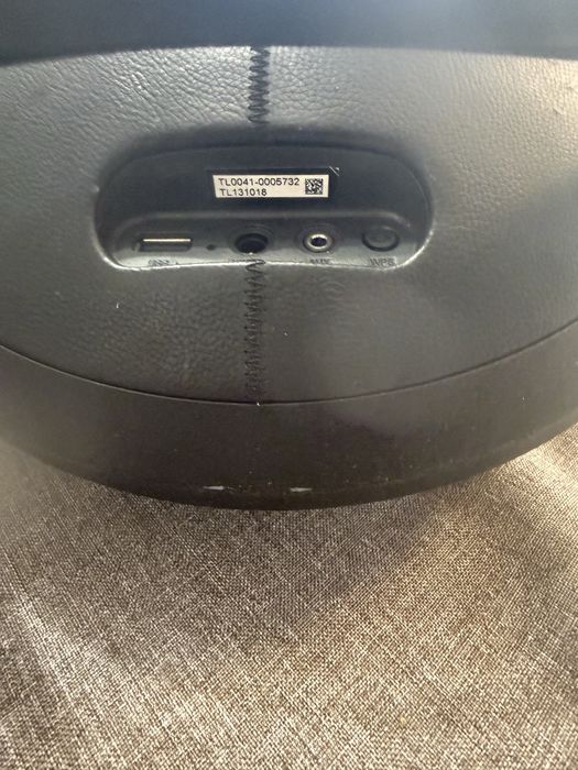Harmon Kardon Onyx studio 4