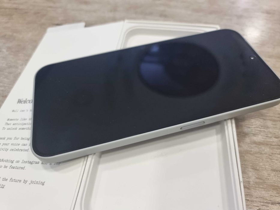 Смартфон Nothing phone 2A PLUS 5G 256GB + 12GB RAM